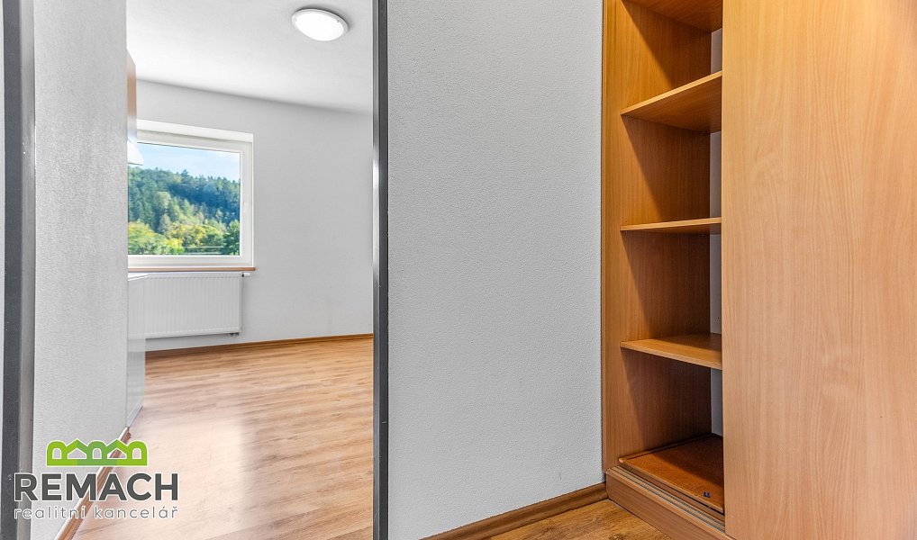 Pronájem bytu 2+kk 50 m², Hronov – náhled fotky 9