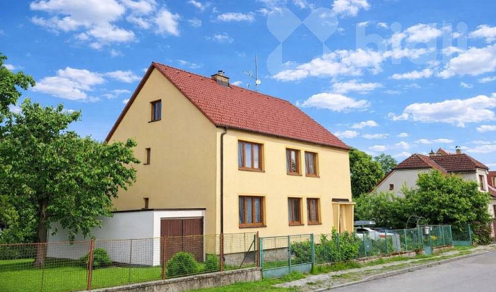 Prodej domu 220 m² s pozemkem 815 m², Studená – náhled fotky 33