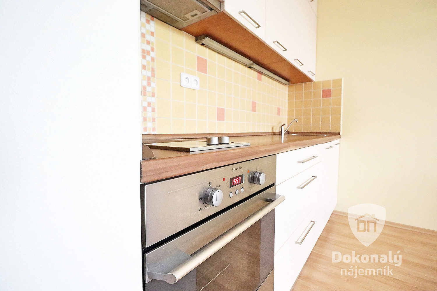 Pronájem bytu 2+kk 45 m² – fotografie 2