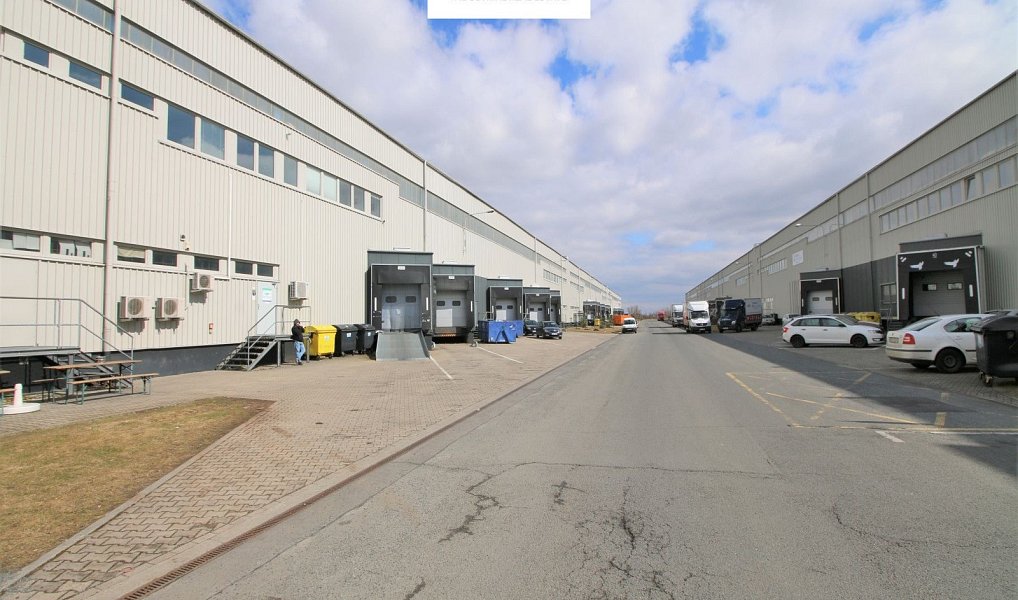 Pronájem skladovacích prostor 4 264 m², Kněževes – náhled fotky 4