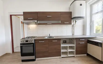 Pronájem bytu 1+1 37 m², Nádražní, Aš, okres Cheb