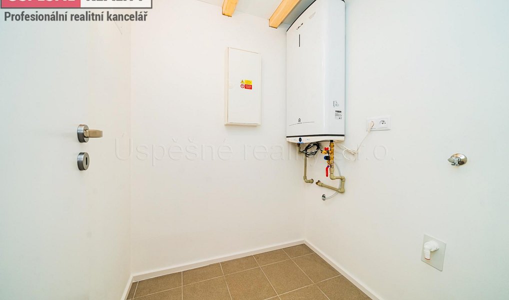 Prodej domu 57 m² s pozemkem 117 m², Černošice – náhled fotky 12