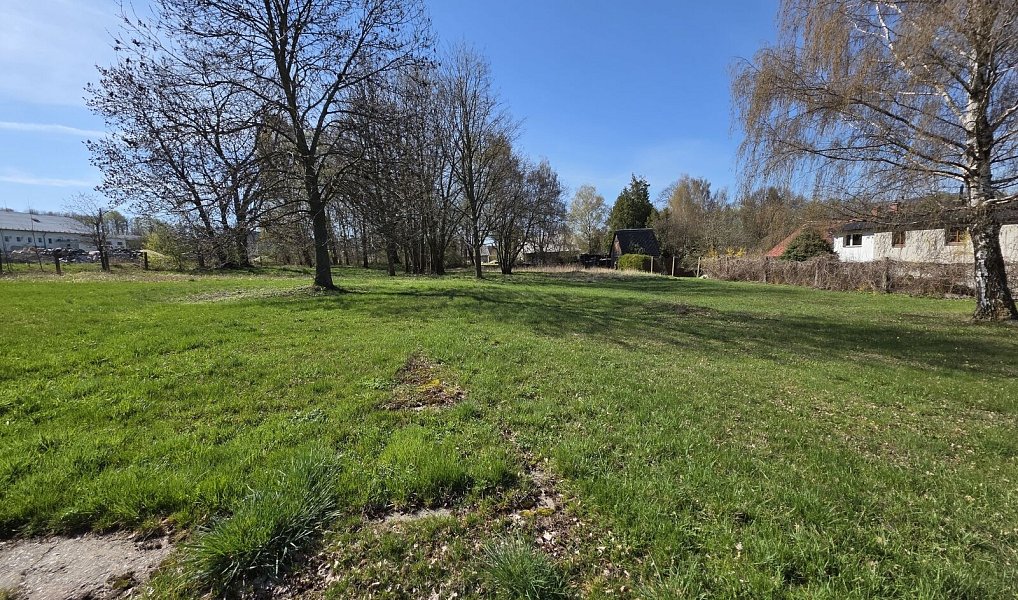 Prodej stavebního pozemku 1 466 m², Světlá Hora – náhled fotky 4