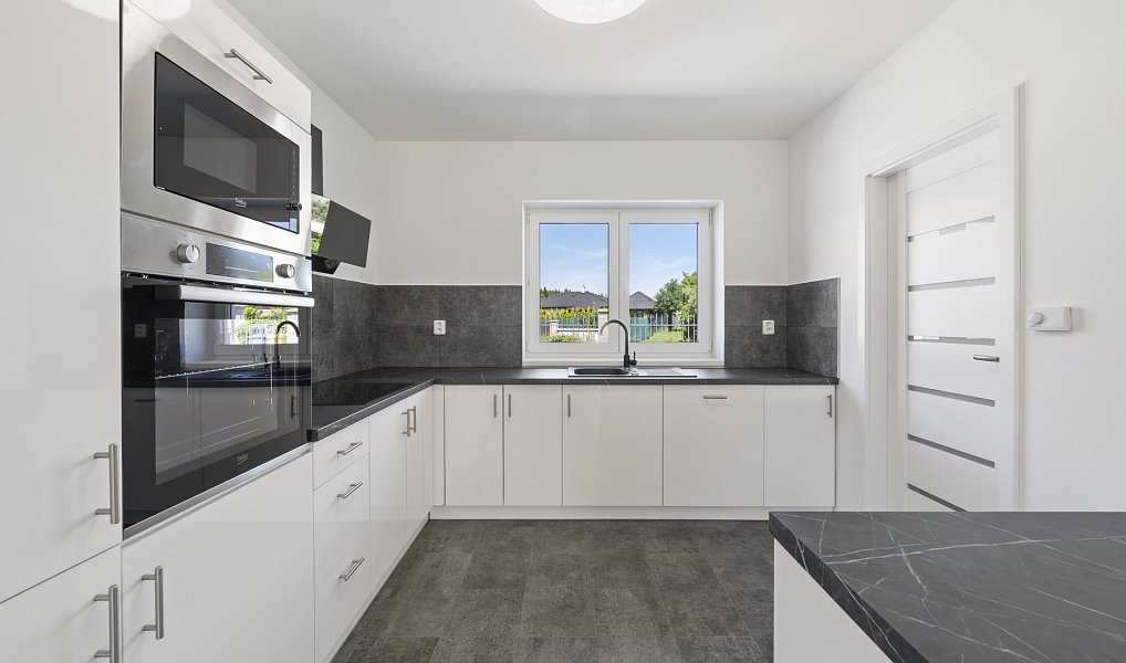 Prodej domu 107 m² s pozemkem 901 m², Mukařov – náhled fotky 3