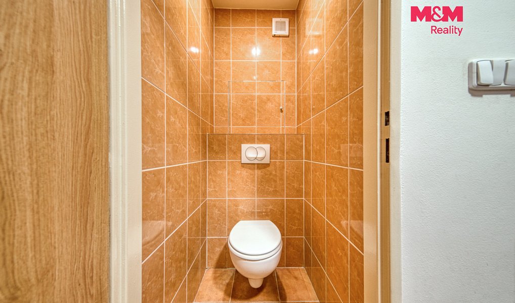 Prodej bytu 1+kk 30 m², Praha – náhled fotky 9