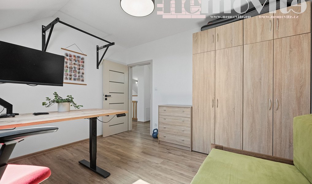 Prodej domu 140 m² s pozemkem 695 m², Krouna – náhled fotky 19