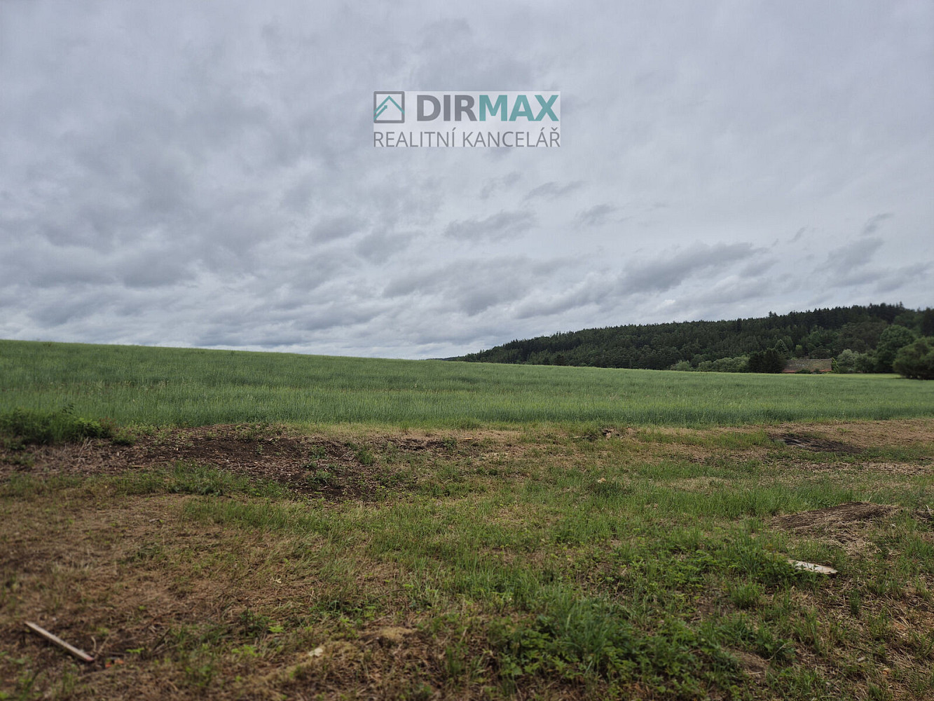 Prodej stavebního pozemku 943 m² – fotografie 5