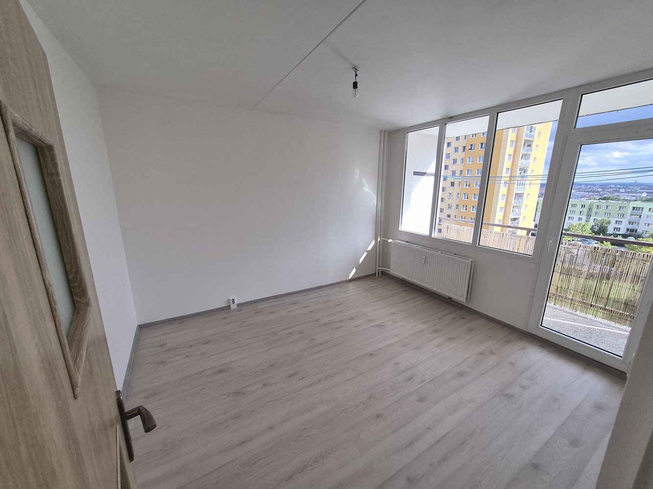 Pronájem bytu 4+1 85 m² – fotografie 5