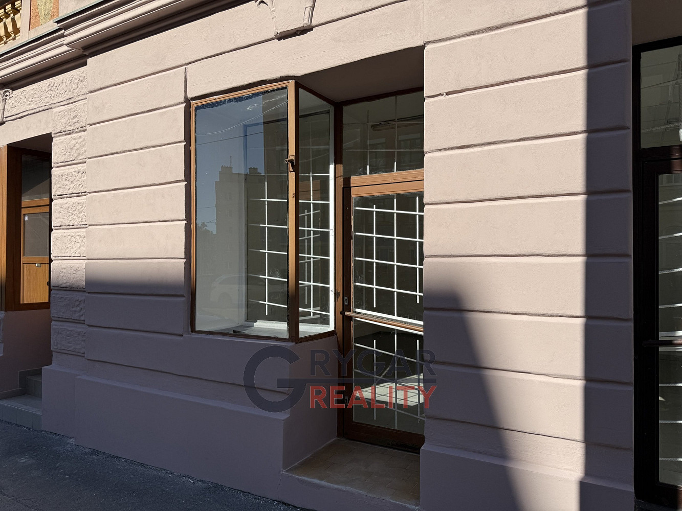 Prodej obchodních prostor 43 m²