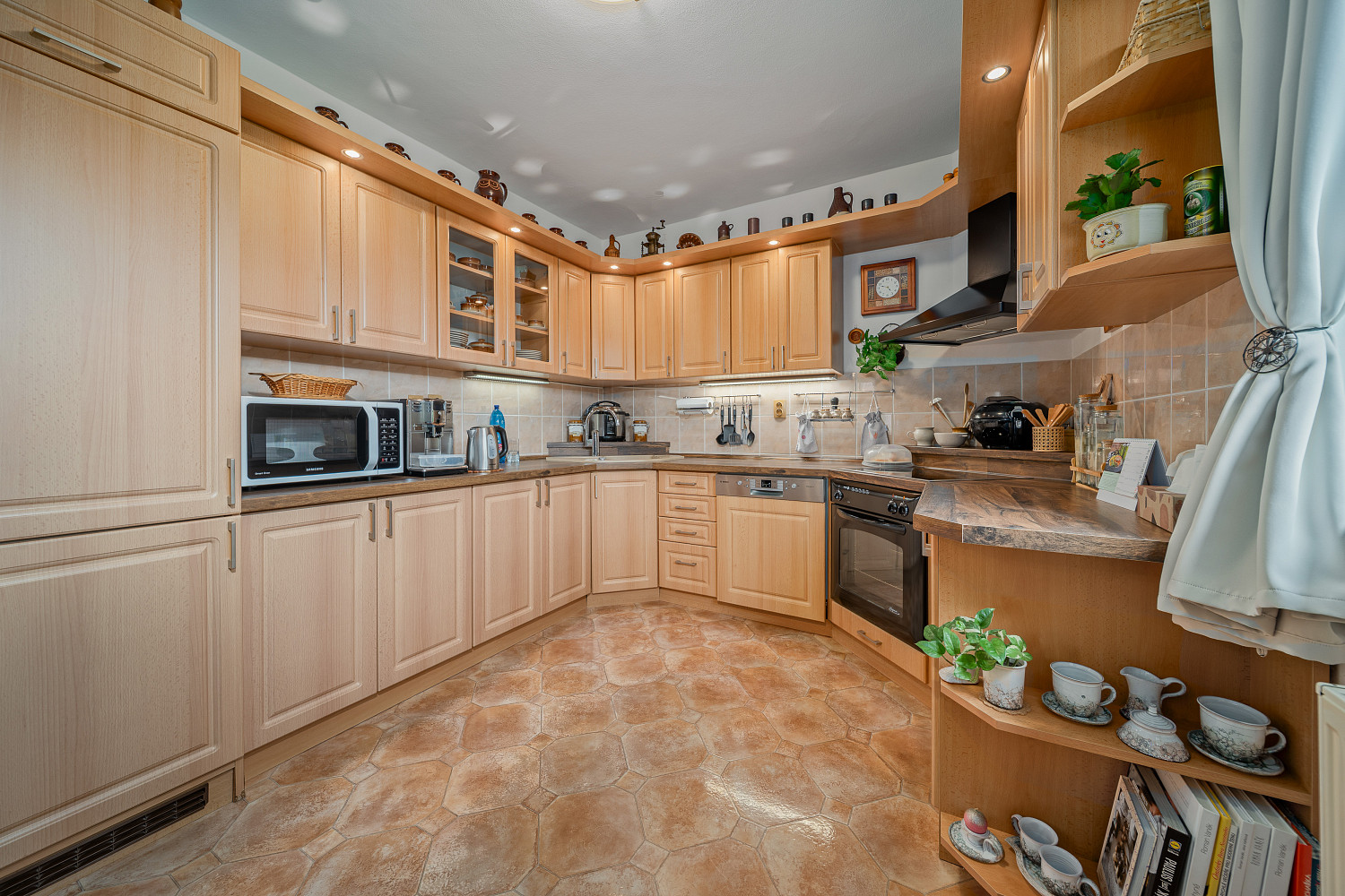 Prodej domu 184 m² s pozemkem 612 m² — photo 4