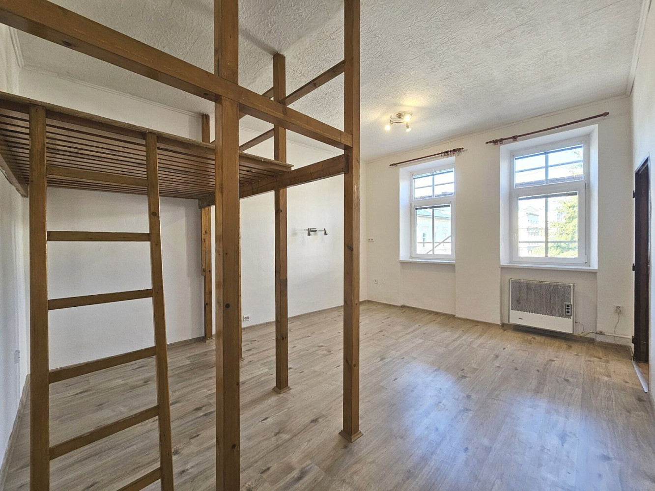 Pronájem bytu 1+1 32 m²