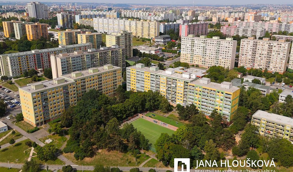 Prodej bytu 3+1 73 m², Praha – náhled fotky 34