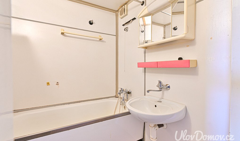 Prodej bytu 4+1 77 m², Praha – náhled fotky 25