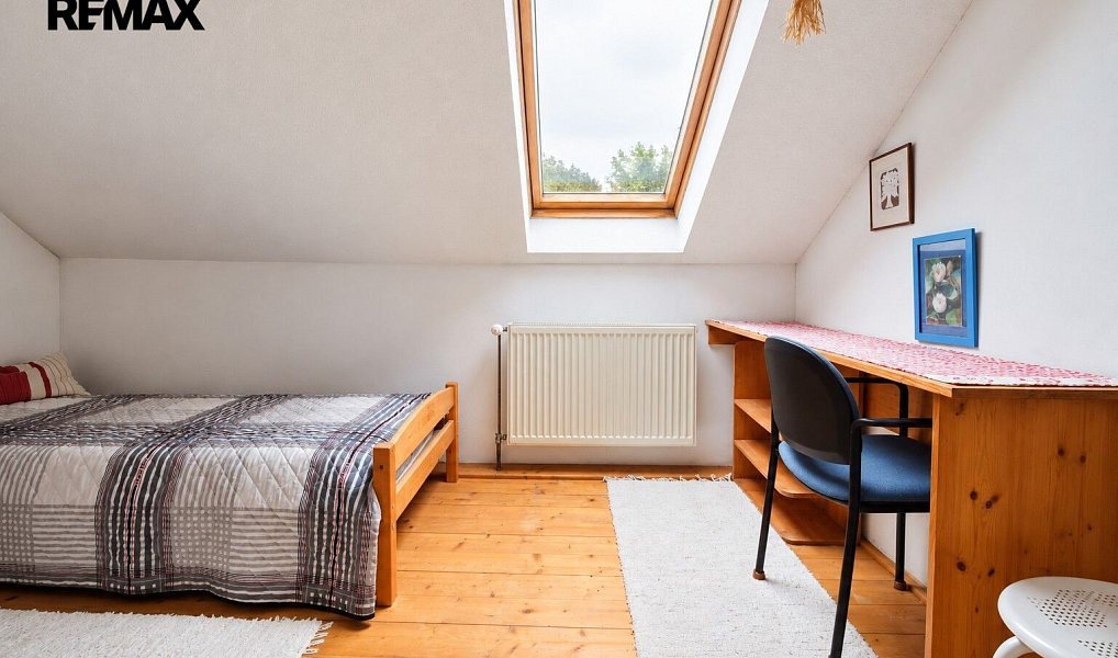Prodej domu 168 m² s pozemkem 440 m², Zahrádky – náhled fotky 31