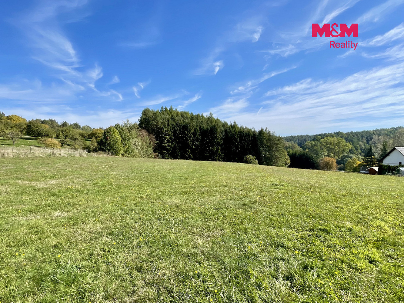 Prodej stavebního pozemku 3 527 m² – fotografie 3
