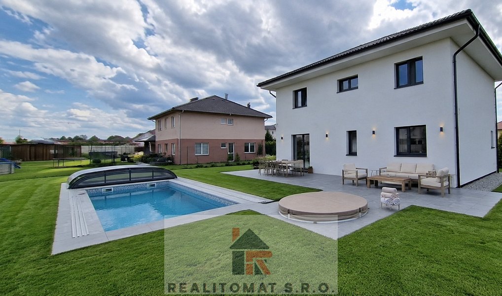 Prodej domu 190 m² s pozemkem 842 m², Polerady – náhled fotky 2