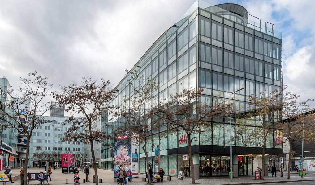 Pronájem kanceláře 379 m², Praha – náhled fotky 9