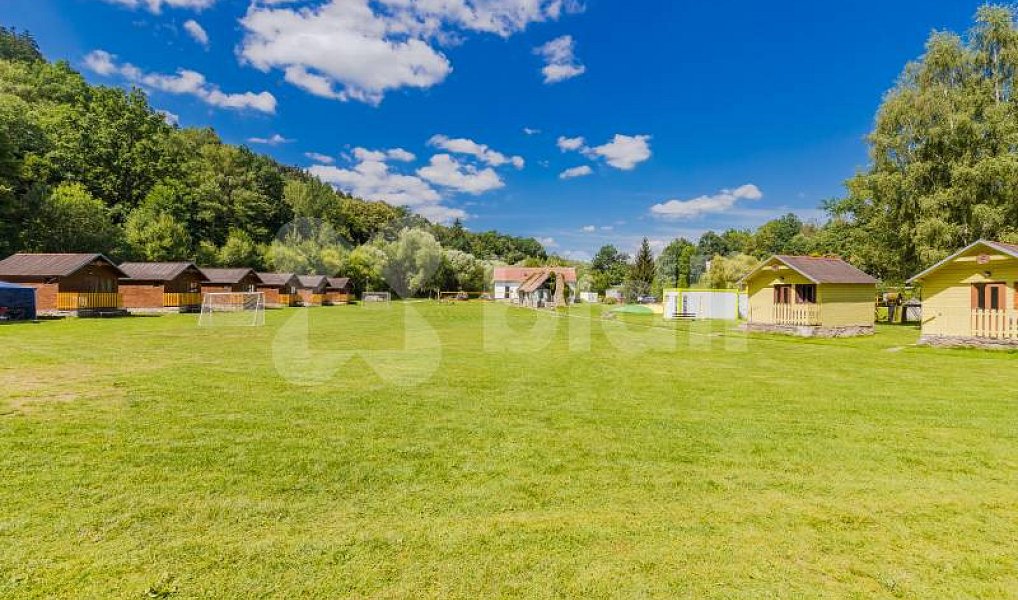Prodej ubytovacího objektu 440 m², Kájov – náhled fotky 30