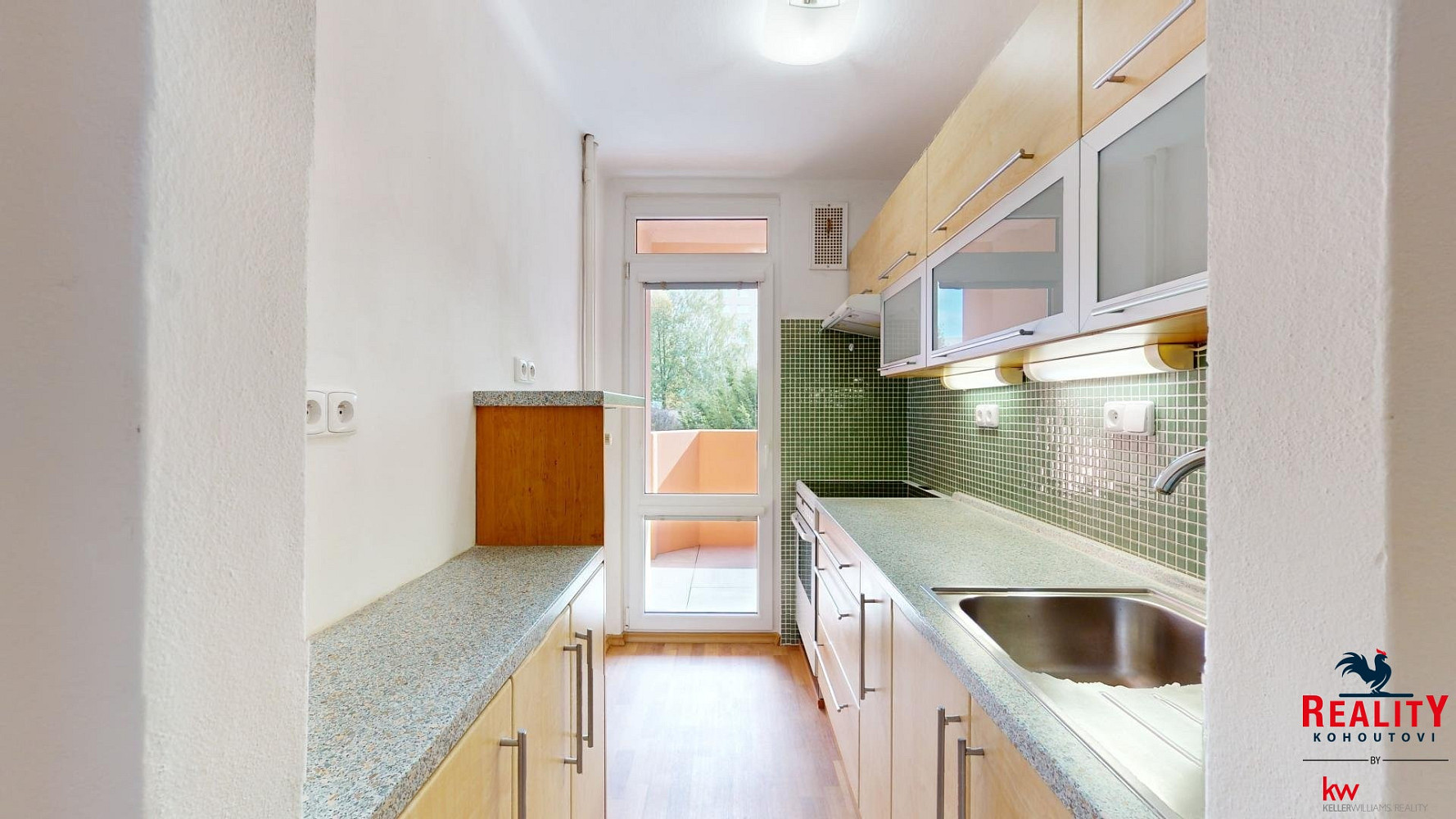 Pronájem bytu 2+1 49 m² – fotografie 3