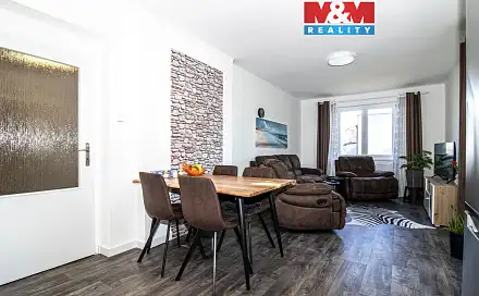 Prodej bytu 3+kk 72 m², Bečváry, okres Kolín