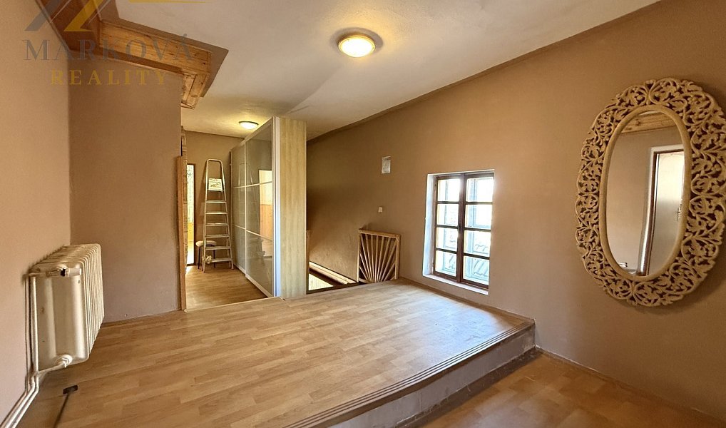 Prodej domu 192 m² s pozemkem 803 m², Týn nad Vltavou – náhled fotky 9