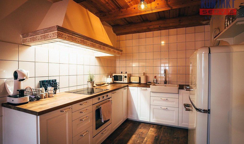 Pronájem chaty/chalupy 247 m² s pozemkem 1 065 m², Mojné – náhled fotky 6