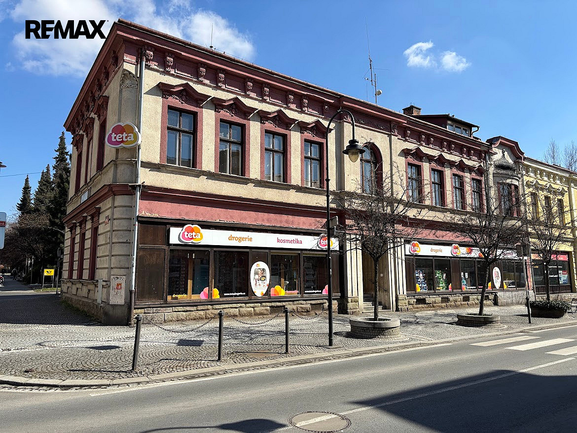 Pronájem kanceláře 800 m² — photo 2