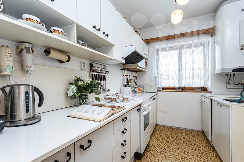 Prodej domu 97 m² s pozemkem 1 779 m² – pohled 3