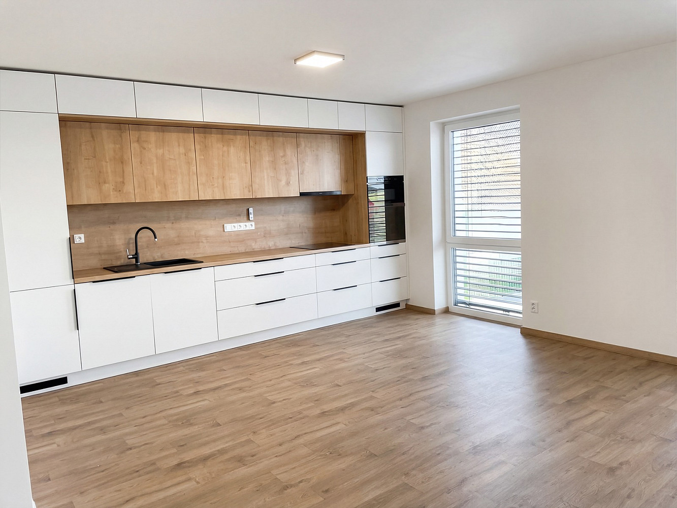 Pronájem bytu 3+kk 85 m²