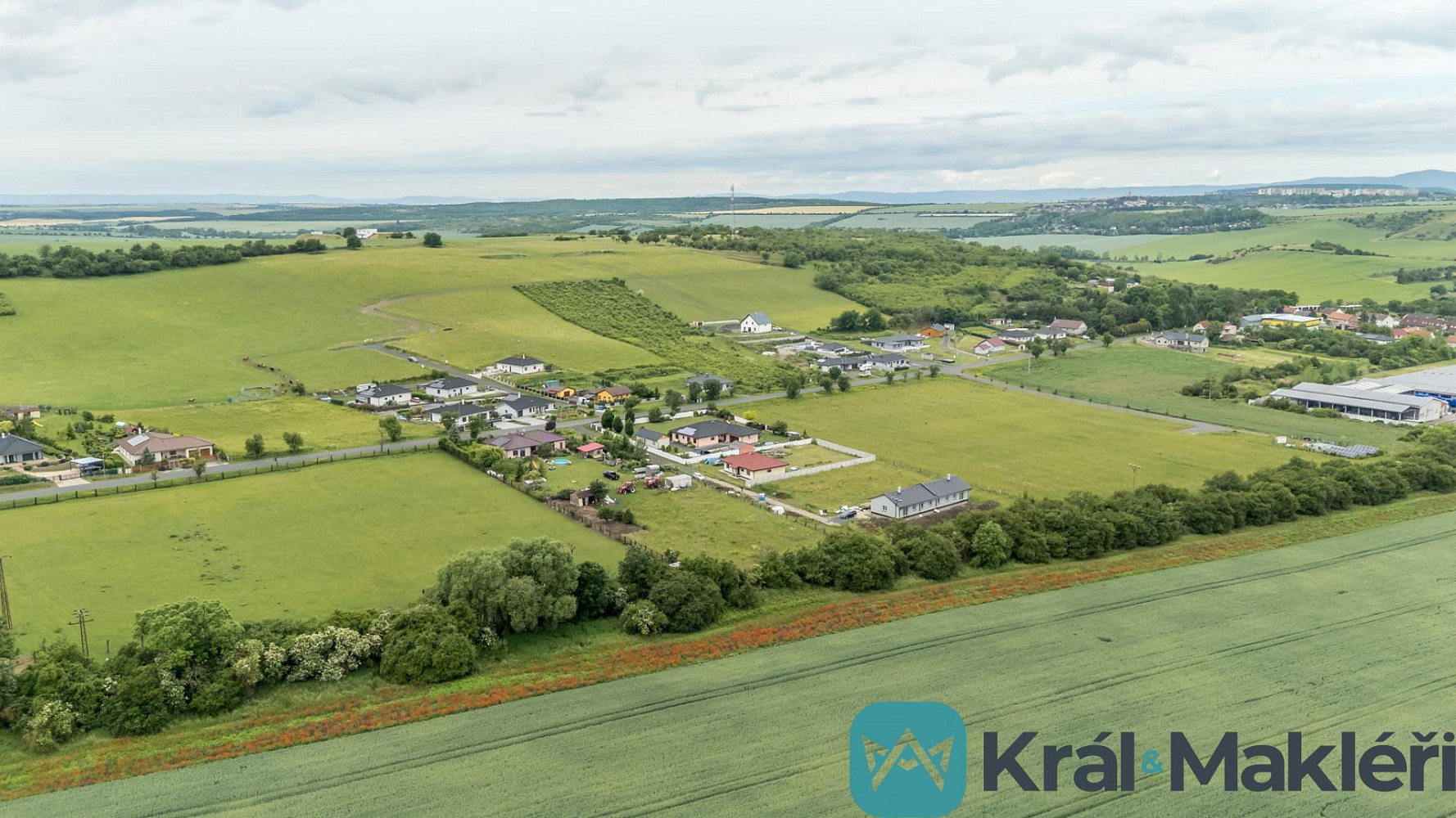 Prodej stavebního pozemku 1 500 m² – fotografie 3
