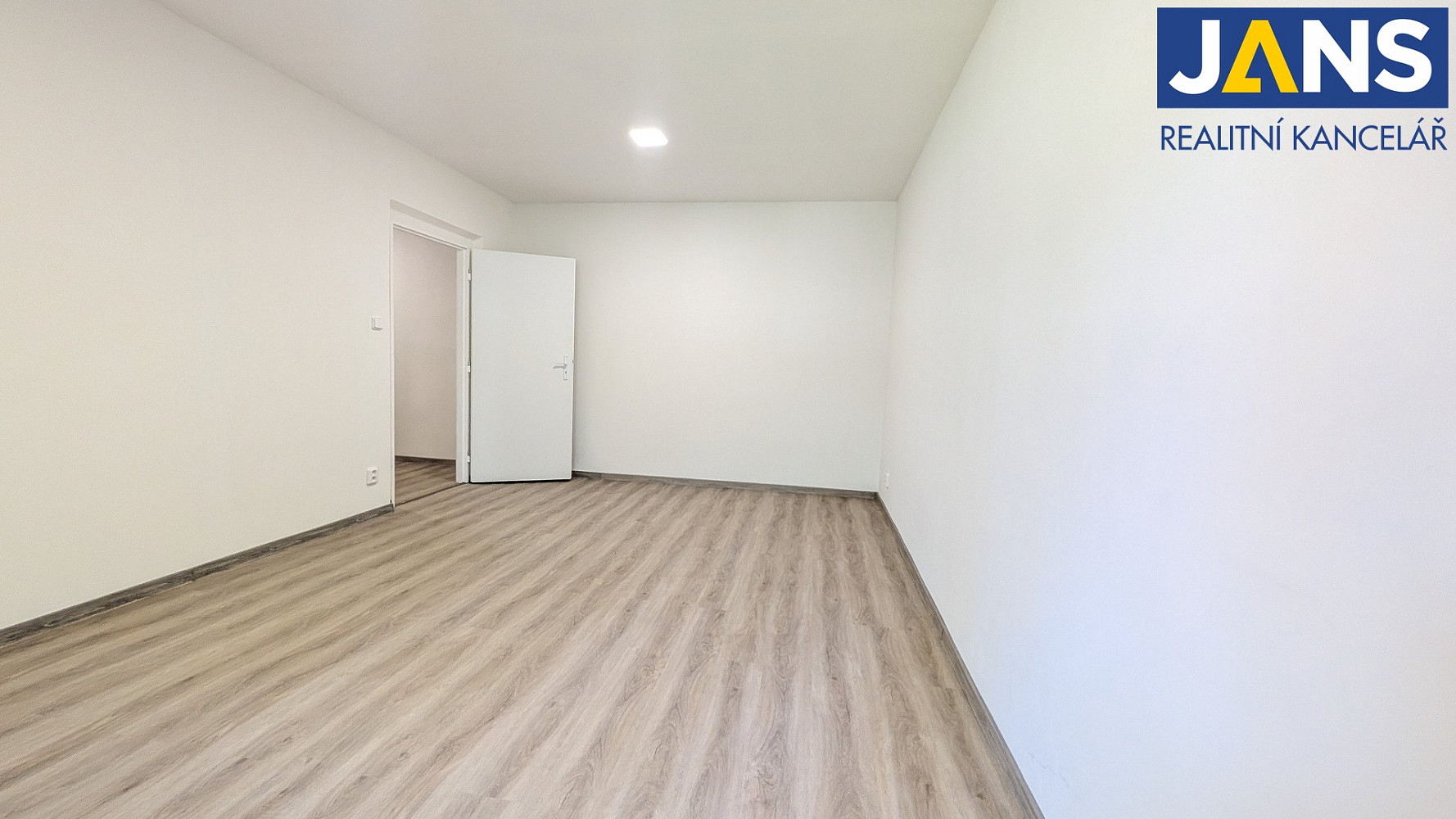 Prodej bytu 1+1 36 m² — photo 4