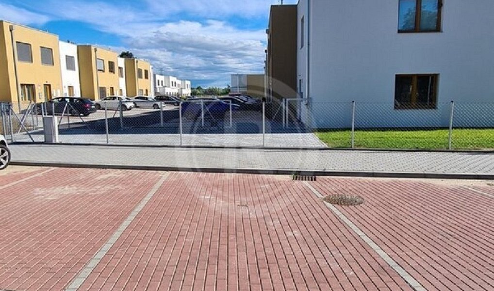 PRONÁJEM PARKOVACÍHO STÁNÍ Č.4, MLADÉ, ČESKÉ BUDĚJOVICE, České Budějovice – náhled fotky 3