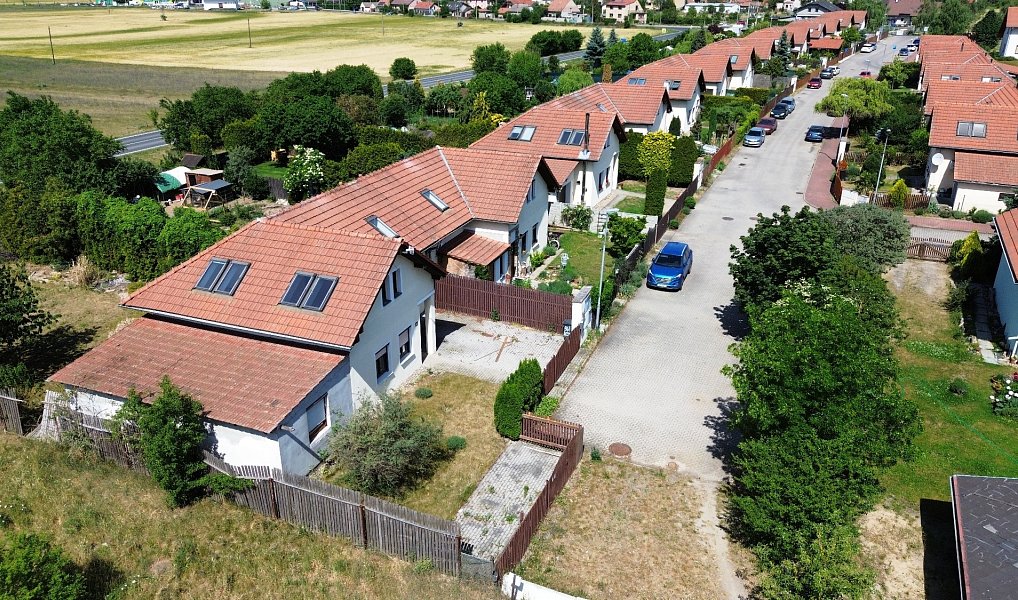 Prodej domu 105 m² s pozemkem 573 m², Kly – náhled fotky 18
