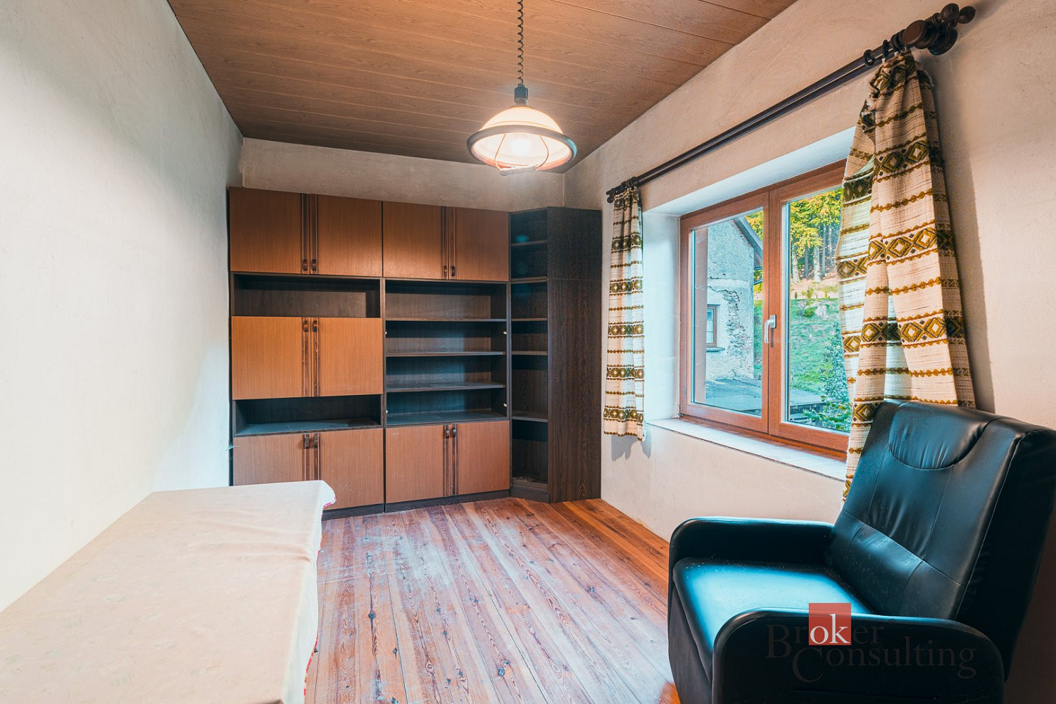Prodej domu 223 m² s pozemkem 883 m² – fotografie 4