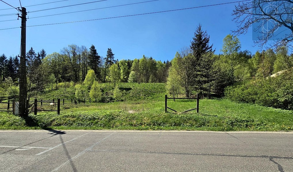 Prodej stavebního pozemku 1 346 m², Mařenice – náhled fotky 2