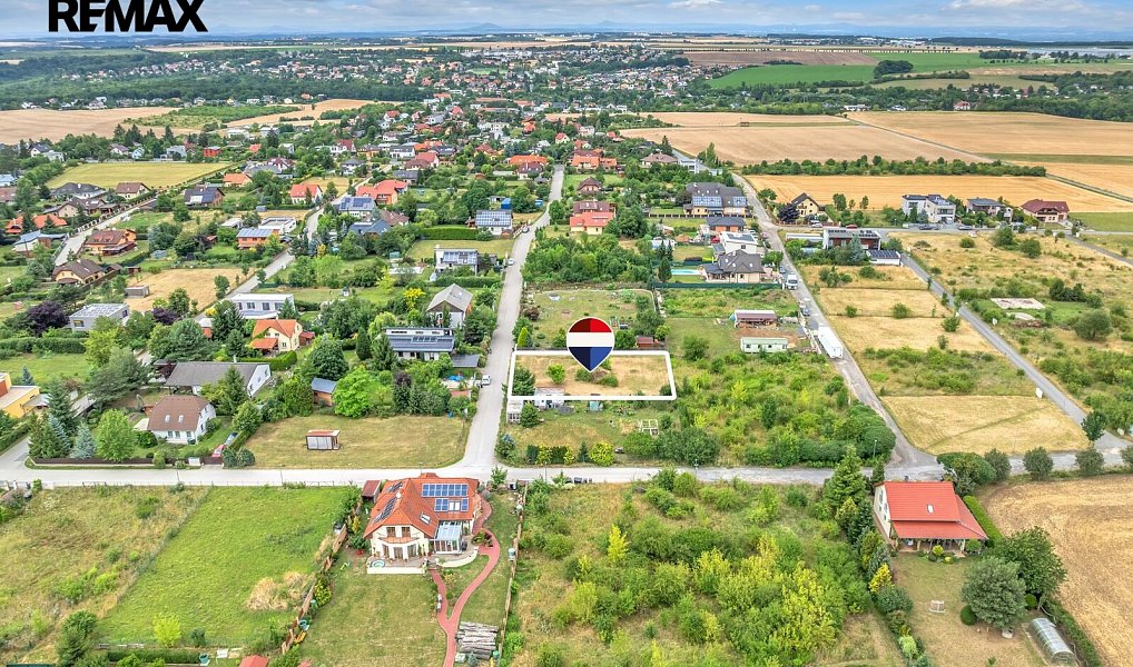 Prodej stavebního pozemku 970 m², Zdiby – náhled fotky 2