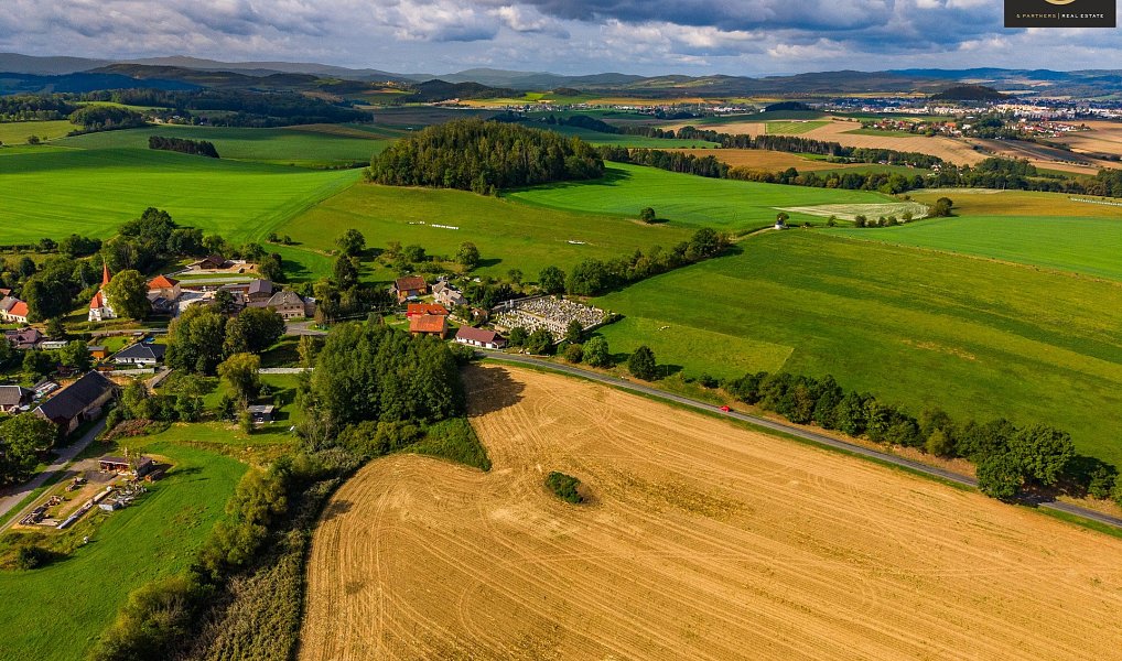 Prodej stavebního pozemku 4 431 m², Klatovy – náhled fotky 3