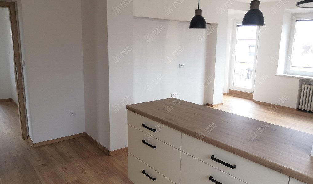 Pronájem bytu 3+kk 90 m², Hradec Králové – náhled fotky 7