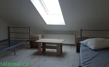 Pronájem pokoje 12 m², Podnásepní, Brno - Trnitá