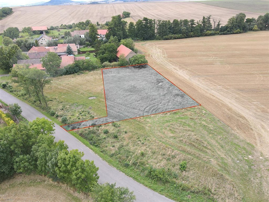Prodej stavebního pozemku 1 209 m²