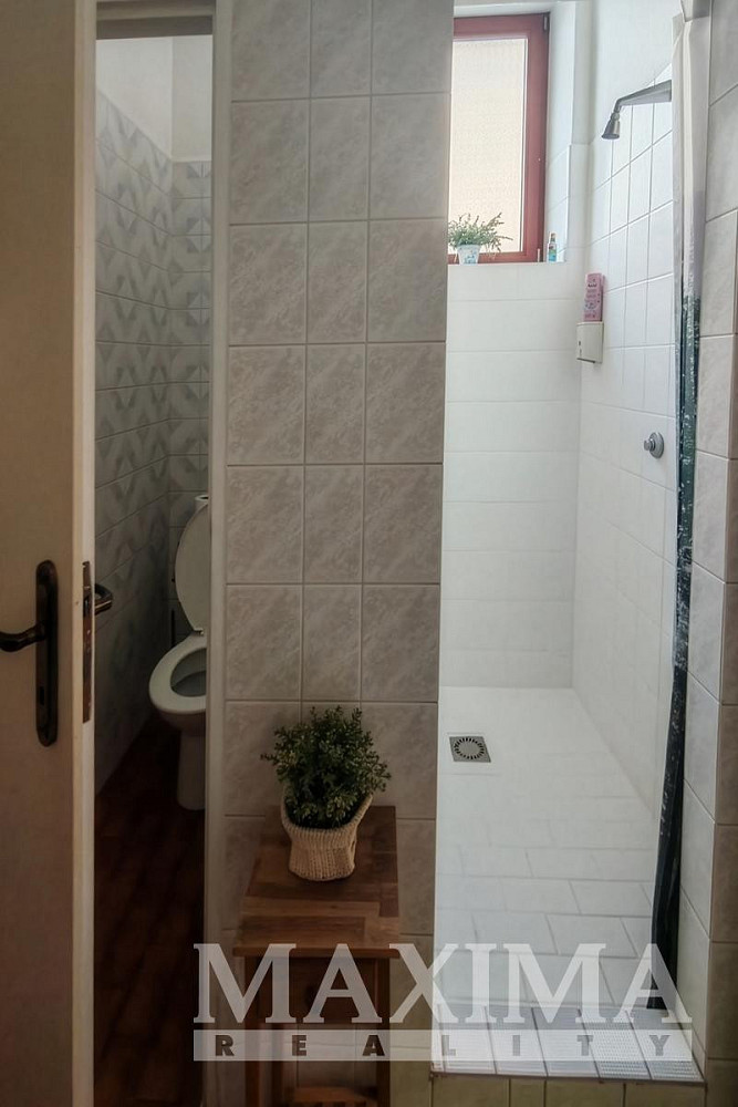 Pronájem kanceláře 228 m² – fotografie 5