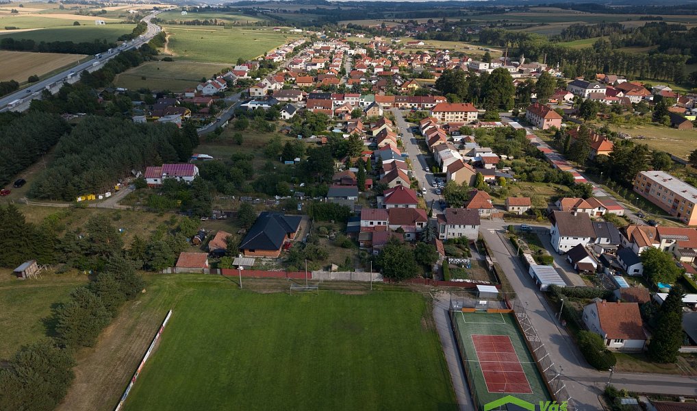 Prodej domu 225 m² s pozemkem 1 047 m², Měřín – náhled fotky 34