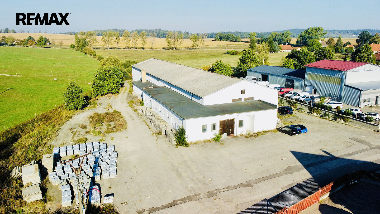Prodej výrobních prostor 4 984 m²