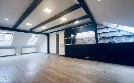 Pronájem bytu 4+kk 84 m²