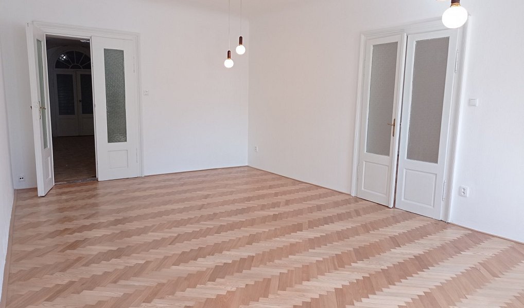 Pronájem bytu 4+kk 150 m², Mikulov – náhled fotky 12