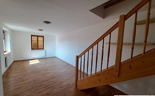 Pronájem bytu 2+kk 64 m², Náměšť nad Oslavou, okres Třebíč