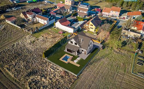 Prodej stavebního pozemku 800 m², Dolany, okres Kladno