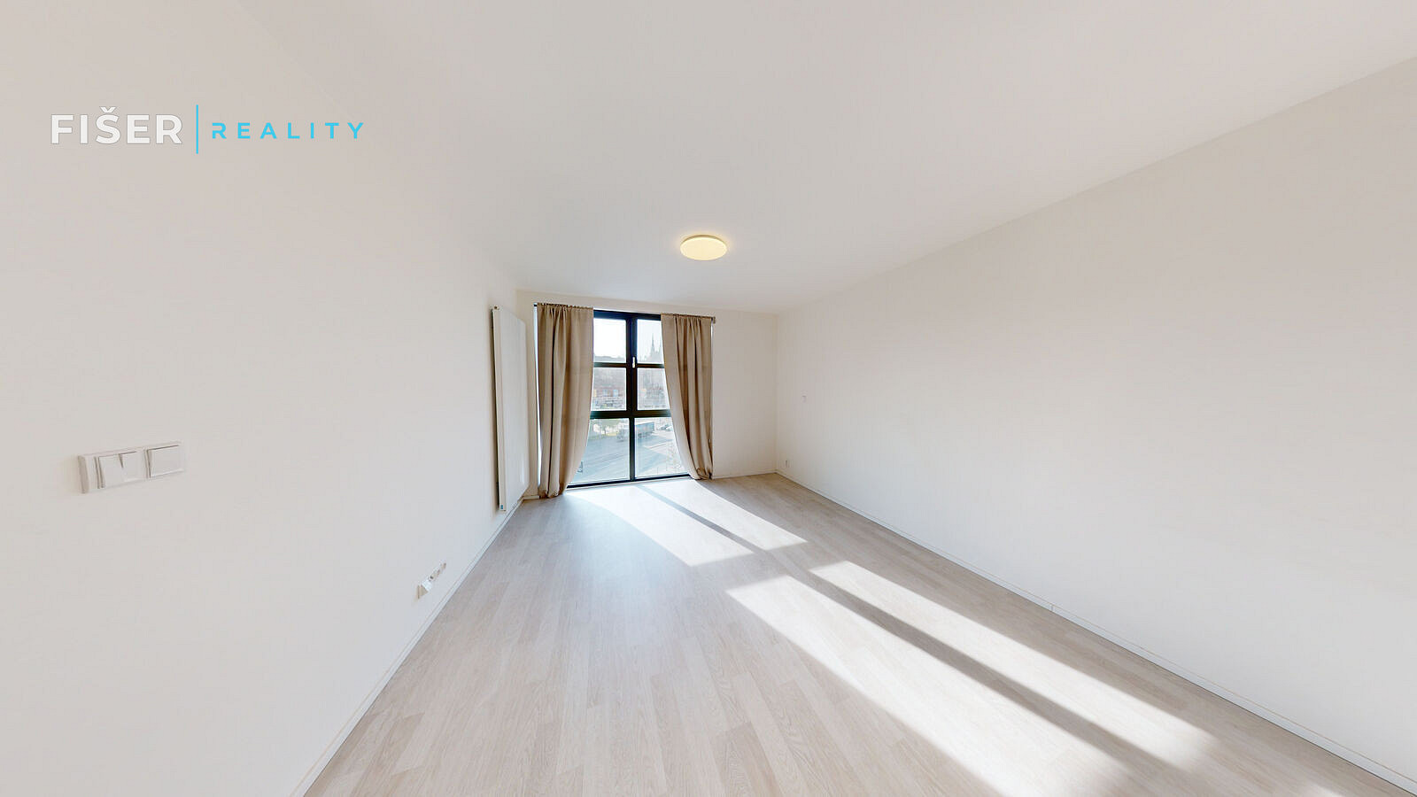 Pronájem bytu 2+kk 48 m² – fotografie 2