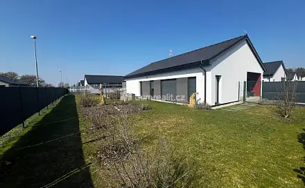 Prodej domu 120 m² s pozemkem 905 m², Na Cihelně, Kostelec nad Labem, okres Mělník