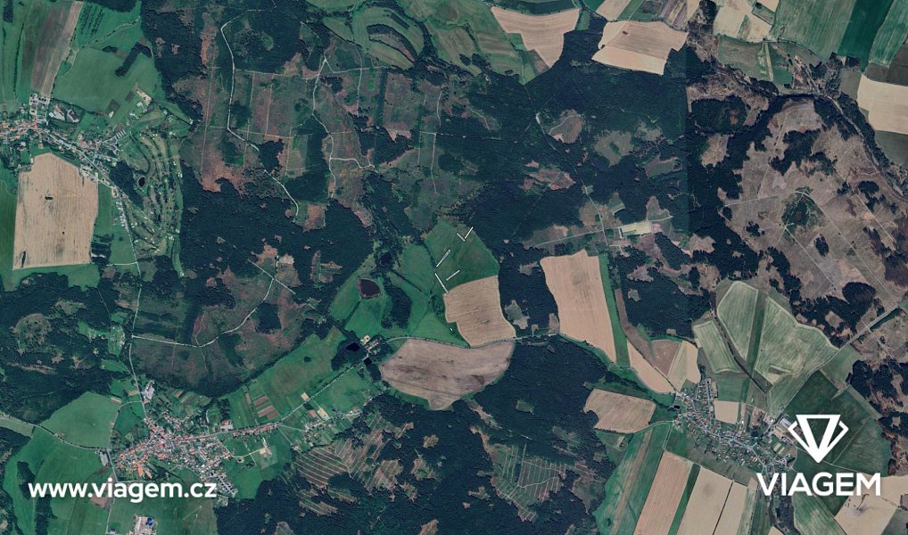 Prodej pole 4 552 m², Benešov – náhled fotky 3